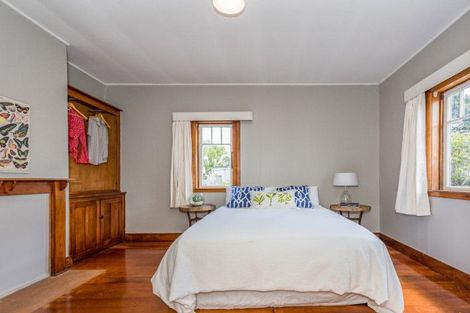 Photo of property in 1-2/6a Pohutukawa Street, Woburn, Lower Hutt, 5010