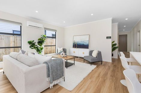 Photo of property in 3 Vintry Drive, Kumeu, 0810