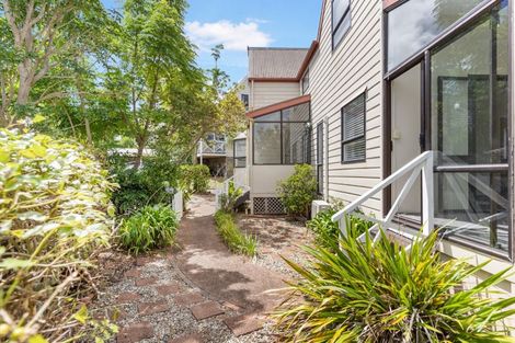Photo of property in 6/60 Birkdale Road, Birkdale, Auckland, 0626