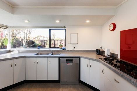 Photo of property in 66 Pencarrow Street, Highbury, Palmerston North, 4412