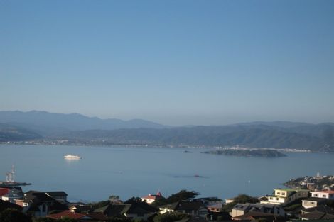 Photo of property in 49 Ashton Fitchett Drive, Brooklyn, Wellington, 6021