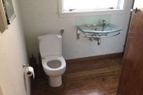 Photo of property in 131 Grafton Road, Roseneath, Wellington, 6011