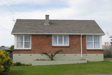 Photo of property in 5 Kauri Street, Gonville, Whanganui, 4501