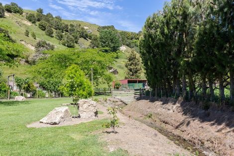 Photo of property in 627 Taupo Road, Eskdale, Napier, 4182