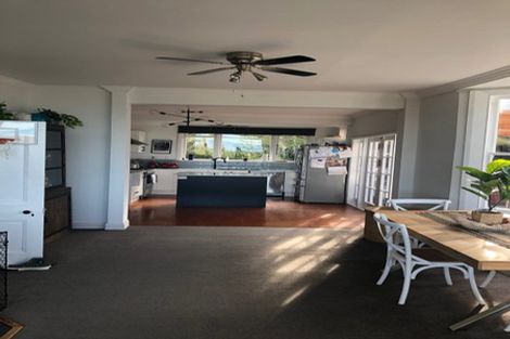 Photo of property in 17 Queen Street, Brighton, Dunedin, 9035