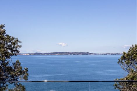 Photo of property in 8 Sykes Avenue, Hatfields Beach, Orewa, 0931