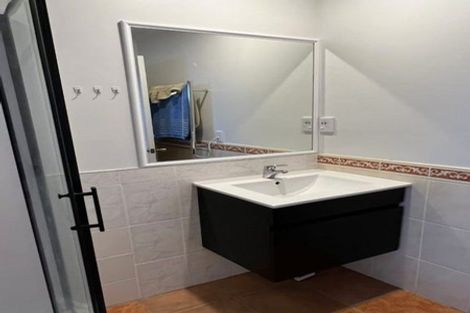 Photo of property in 21 Maugham Drive, Bucklands Beach, Auckland, 2014