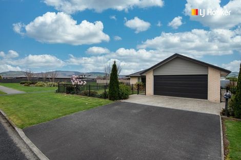 Photo of property in 8 Centre Street, Mosgiel, 9024