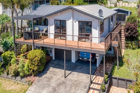 Photo of property in 3 Pine Grove, Tairua, 3508