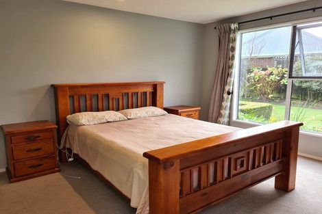 Photo of property in 5 Priorsford Court, Avonhead, Christchurch, 8042