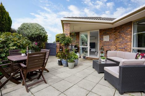 Photo of property in 2 Glencullen Drive, Casebrook, Christchurch, 8051