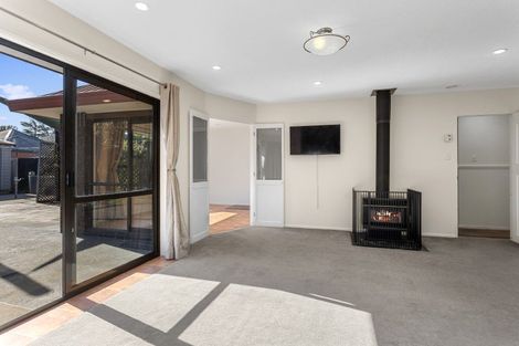 Photo of property in 8 Lacy Gate Place, Woodend, 7610