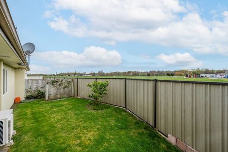 Photo of property in 14 Flemington Place, Taradale, Napier, 4112