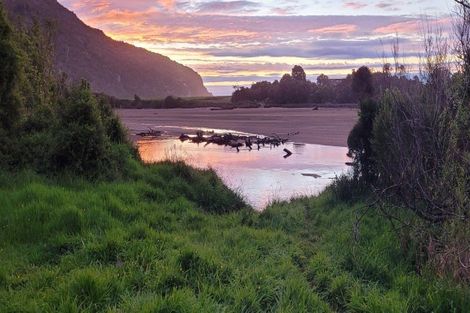 Photo of property in 4 Nikau Heights, Little Wanganui, Karamea, 7893