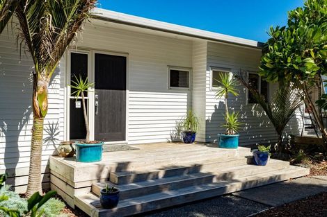 Photo of property in 86 Molesworth Drive, Mangawhai, 0505