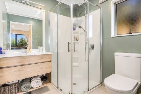 Photo of property in 81 Nevay Road, Miramar, Wellington, 6022