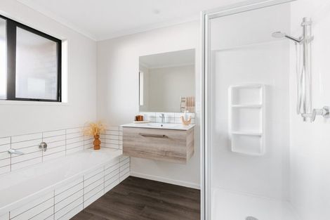 Photo of property in 88 Tabraham Crescent, Pyes Pa, Tauranga, 3112