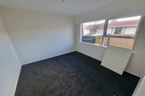 Photo of property in 1/6 Keldale Place, Forrest Hill, Auckland, 0620