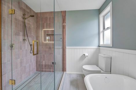 Photo of property in 7 Hursthouse Street, Vogeltown, New Plymouth, 4310