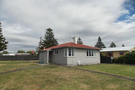 Photo of property in 3 Ngaire Street, Longburn, Palmerston North, 4412