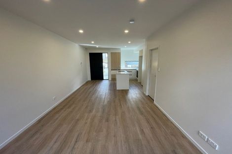 Photo of property in 40 Clay Works Lane, New Lynn, 0600