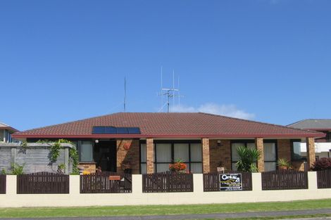 Photo of property in 420b Oceanbeach Road, Mount Maunganui, 3116