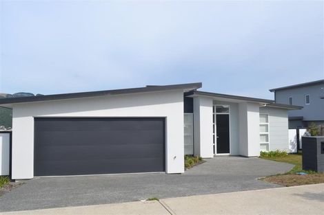 Photo of property in 82 John Burke Drive, Aotea, Porirua, 5024