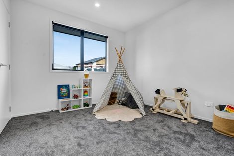 Photo of property in 9b James Drive, Bell Block, New Plymouth, 4312