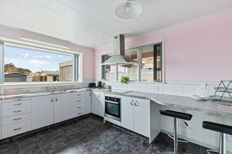 Photo of property in 95 Mclean Street, Waitara, 4320