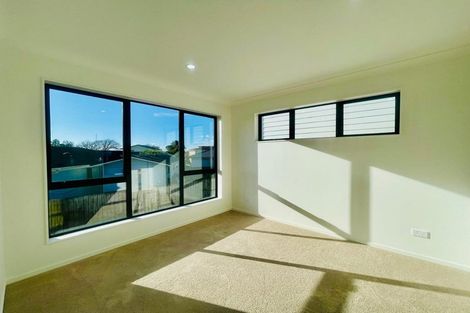 Photo of property in 8b Neems Place, Manurewa, Auckland, 2102