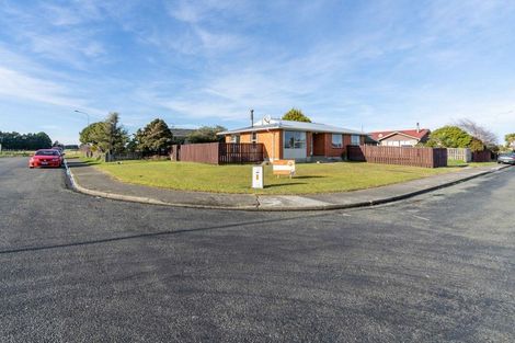 Photo of property in 11 Farrar Street, Heidelberg, Invercargill, 9812