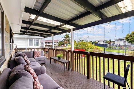 Photo of property in 15 Cape Road, Mangere, Auckland, 2022