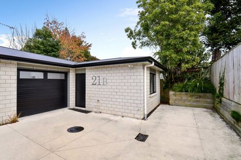 Photo of property in 2/21 Saxbys Road, Glenview, Hamilton, 3206