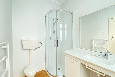 Photo of property in 122 Rathgar Road, Henderson, Auckland, 0610