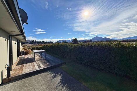 Photo of property in 8 Tahi Street, Albert Town, Wanaka, 9305
