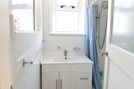 Photo of property in 61 Strathmore Avenue, Strathmore Park, Wellington, 6022