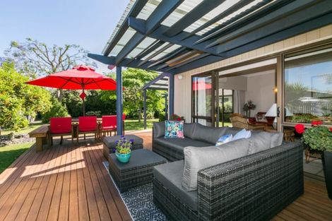 Photo of property in 52 Meeanee Road, Taradale, Napier, 4112