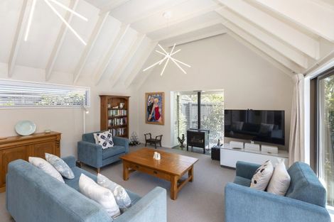 Photo of property in 7 Tripp Place, Ilam, Christchurch, 8041