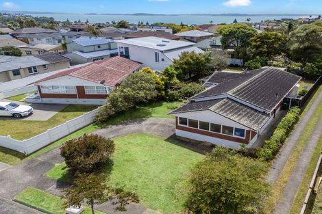 Photo of property in 8 Sorrel Crescent, Bucklands Beach, Auckland, 2012
