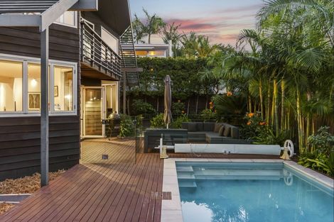 Photo of property in 42a Livingstone Street, Westmere, Auckland, 1022