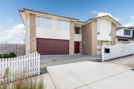 Photo of property in 24 Mackay Drive, Greenhithe, Auckland, 0632