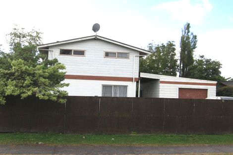 Photo of property in 12 Poinsettia Place, Henderson, Auckland, 0610