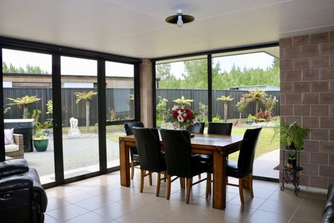 Photo of property in 44 Blue Stone Drive, Waiareka Junction, Oamaru, 9401