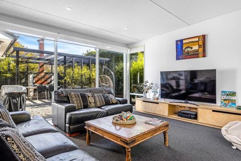 Photo of property in 1/10 Chevron Place, Ilam, Christchurch, 8041