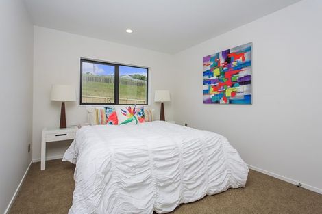 Photo of property in 29 Tawa Place, Orewa, 0931