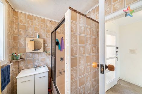 Photo of property in 326 Oxford Terrace, Avalon, Lower Hutt, 5011