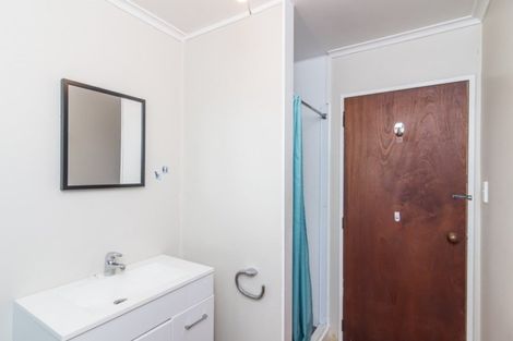 Photo of property in 27 Ruahine Street, Paraparaumu, 5032