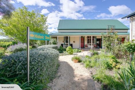 Photo of property in 2269 State Highway 2, Te Hauke, Hastings, 4178