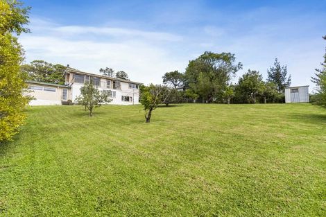Photo of property in 462 Don Buck Road, Massey, Auckland, 0614