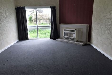 Photo of property in 16 Beach Road, Castlecliff, Whanganui, 4501